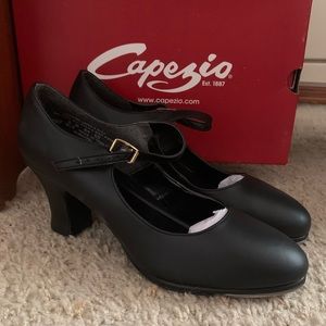 Capezio Manhattan Xtreme Tap Heels